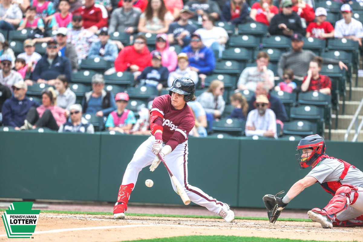 aguilasdelzulia's tweet photo. #AAA 
#AAA
Simón Muzziotti DH (Lehigh Valley/ #Phiilies) 4-3, 2H (3), BR (6) (333)
Yohel Pozo C (Las Vegas/ #Atléticos) 3-2, CA, 2H (2), HR (1),4 CE (4) (300)
#AA
Kenedy Corona LF (Corpus Christi/#Astros) 4-1, CE (8) (273) 🦅⚾ #Águilas https://t.co/IyPWV2eWDe