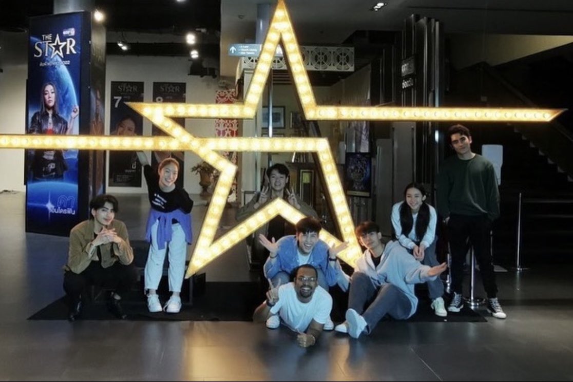 Margaret_Satur's tweet photo. You are my Stars. 💫✨🤍
#PangpondSp #Samwrld
#Chinjung_ynt #ShanePach
#ArtistTH #Saleessn
#JamesJed #MeePoonyada #TheStar2022 https://t.co/MG9wa1DKsa