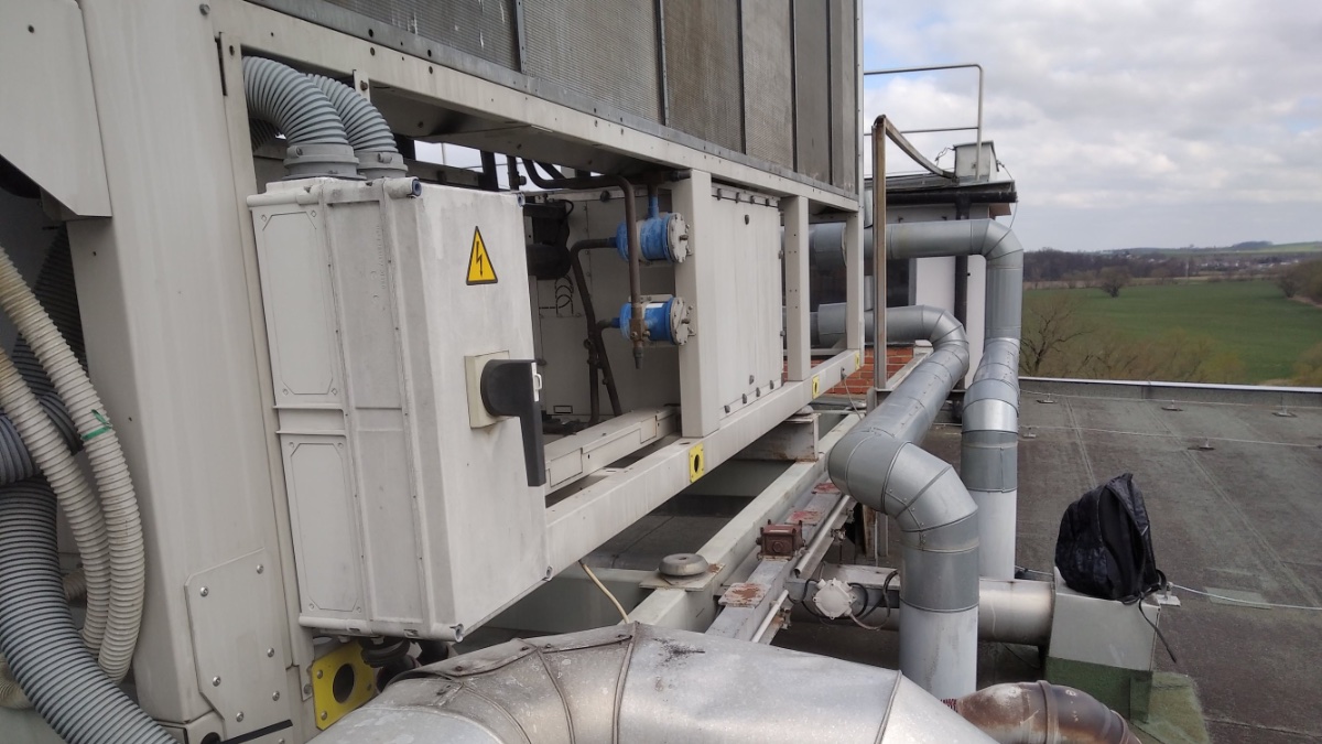 IvitasEng's tweet image. V polovině dubna jsme předali našemu zákazníkovi, společnosti HA.EM statický výpočet ocelové konstrukce pro chladící jednotky v areálu farmaceutické firmy TEVA Česká republika. ivitas.cz. #staticanalysis #staticcalculation #powerengineering @tevapharmeurope