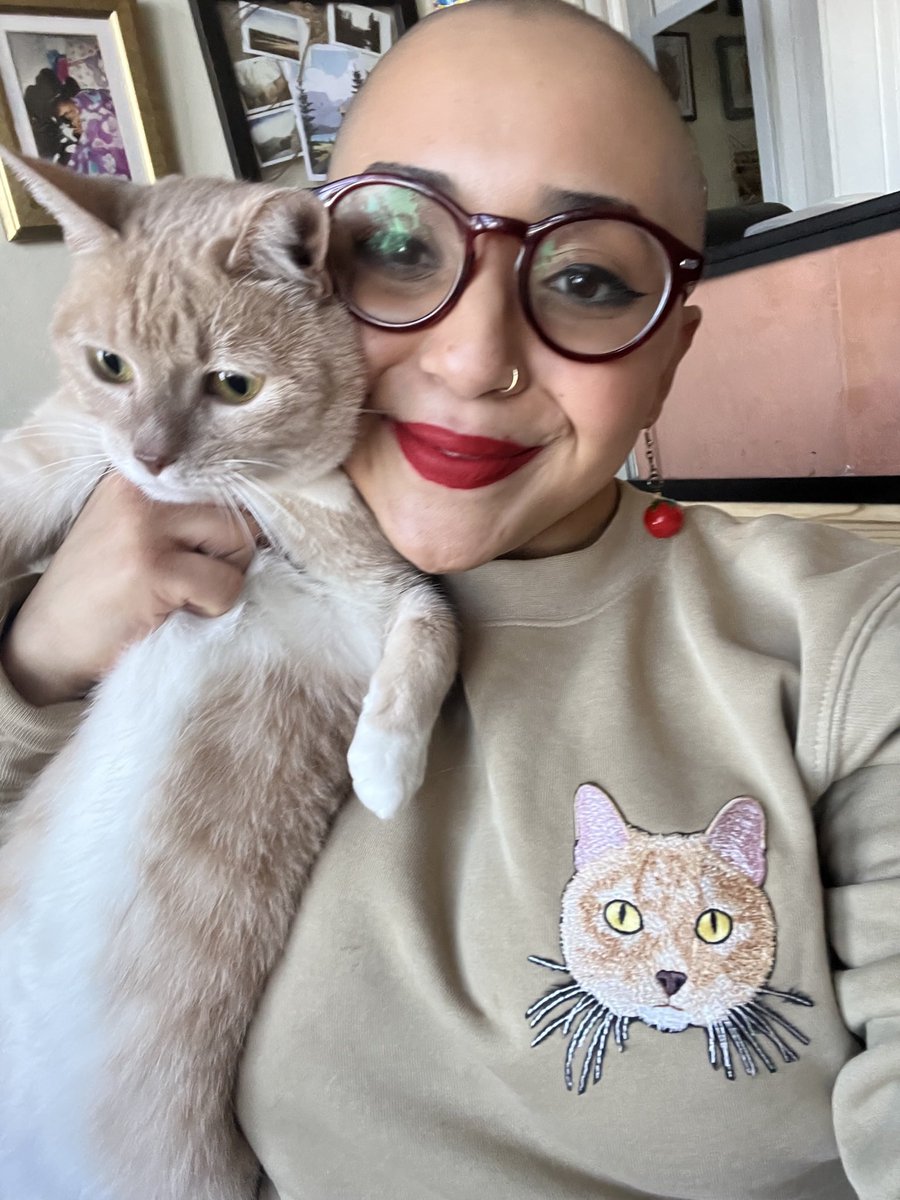 gracegivertz's tweet photo. @JosephPera Could you kindly share the presale code for the Connecticut show here are my tomato earrings and cat persimmon for tax https://t.co/ij8v7FEis6