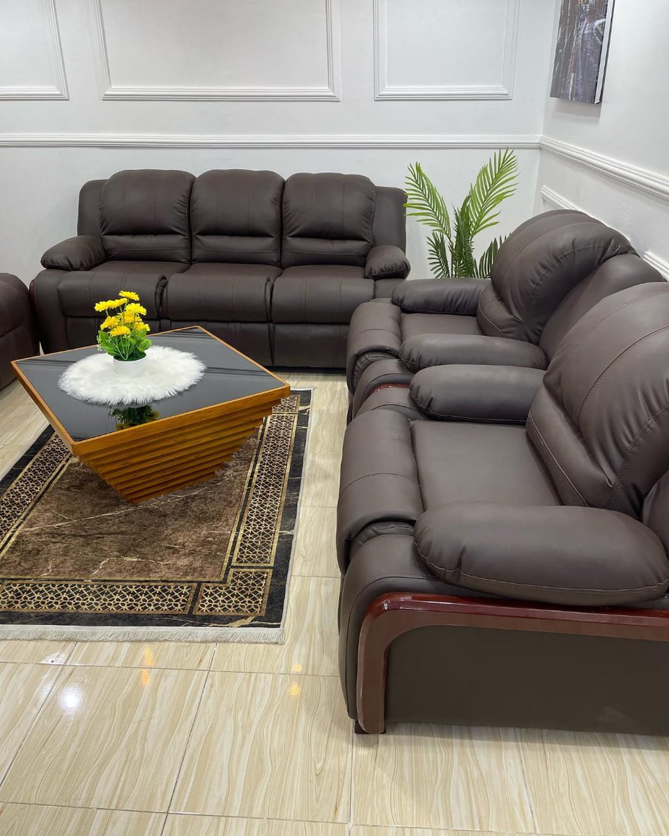 Cyancute's tweet photo. Kindly retweet 👇

⚜️SOFA SET 3:2:1:1
✅zipo tayari ofisini
✅ majumbani 
Tupo Dar es salama, keko karibu na chuo Cha Veta Au 👇

☎️Tupigie 0656300532

✅WhatsApp Link  https://t.co/czIRN5SoKI… https://t.co/FYAzjJ9gVc