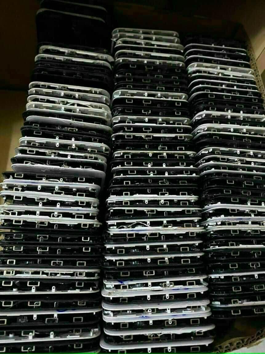 Ankauf   Ankauf von Displays für iPhone und Samsung   Defekte Displays verkaufen   Verkoop ons uw kapotte iPhone of Samsung LCD’s!   aankoop schermen met gebroken glas      lcd kapotte schermen   Verkoop je gebroken schermen   Verkoop je kapotte LCD's   KAPOTTE SCHERMEN VERKOPEN