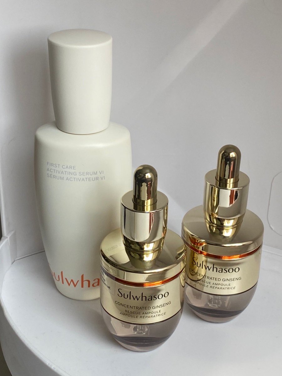 itfeelstory's tweet photo. sulwhasoo ตัวดังในตำนาน 1 แถม 1 +ของแถมอีกเป็นสิบชิ้น🥹🌟 ปังไม่ไหวแล้ววว ตกขวดละไม่ถึงพันอะ ฮือๆ ฉ่ำมากรักที่สุด เป็นตัวเซรั่มโสมกับ first care ผิวคือดีสุดๆ บำรุงลึกมากกก ดีแบบเต็มสิบไม่หัก ‘รีทวิตนี้มีแจก 6 ขวดค้าบ’ รีทวิตไปได้เล้ยยย🤍 https://t.co/9cbbhFXiak