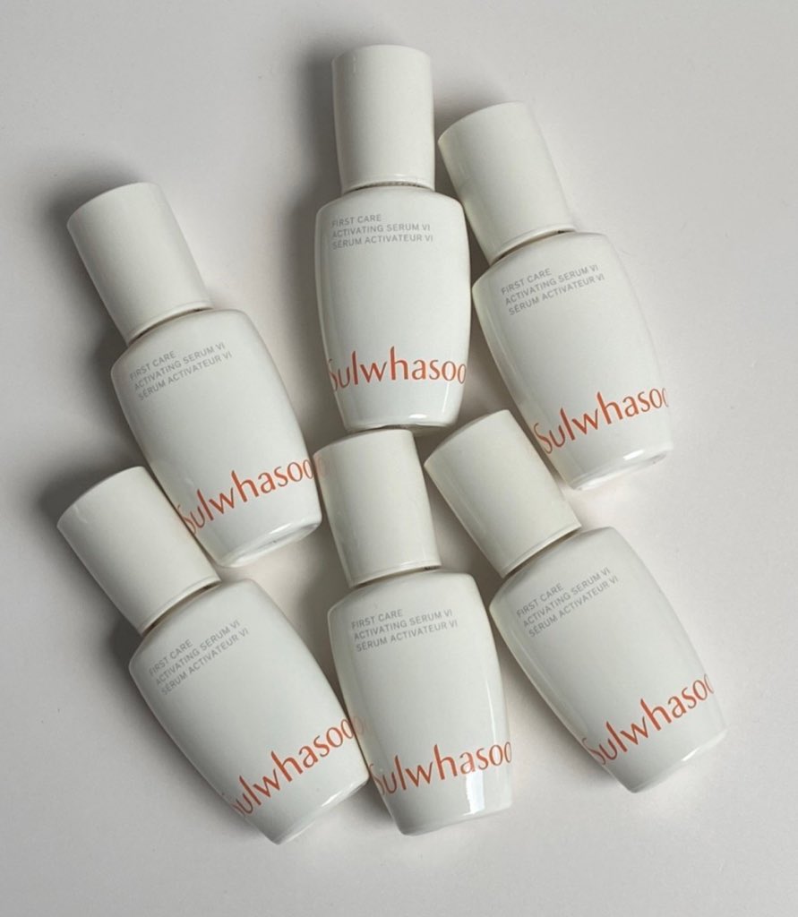 itfeelstory's tweet photo. sulwhasoo ตัวดังในตำนาน 1 แถม 1 +ของแถมอีกเป็นสิบชิ้น🥹🌟 ปังไม่ไหวแล้ววว ตกขวดละไม่ถึงพันอะ ฮือๆ ฉ่ำมากรักที่สุด เป็นตัวเซรั่มโสมกับ first care ผิวคือดีสุดๆ บำรุงลึกมากกก ดีแบบเต็มสิบไม่หัก ‘รีทวิตนี้มีแจก 6 ขวดค้าบ’ รีทวิตไปได้เล้ยยย🤍 https://t.co/9cbbhFXiak