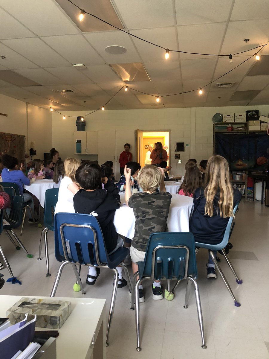 Debra Vickery tweet media