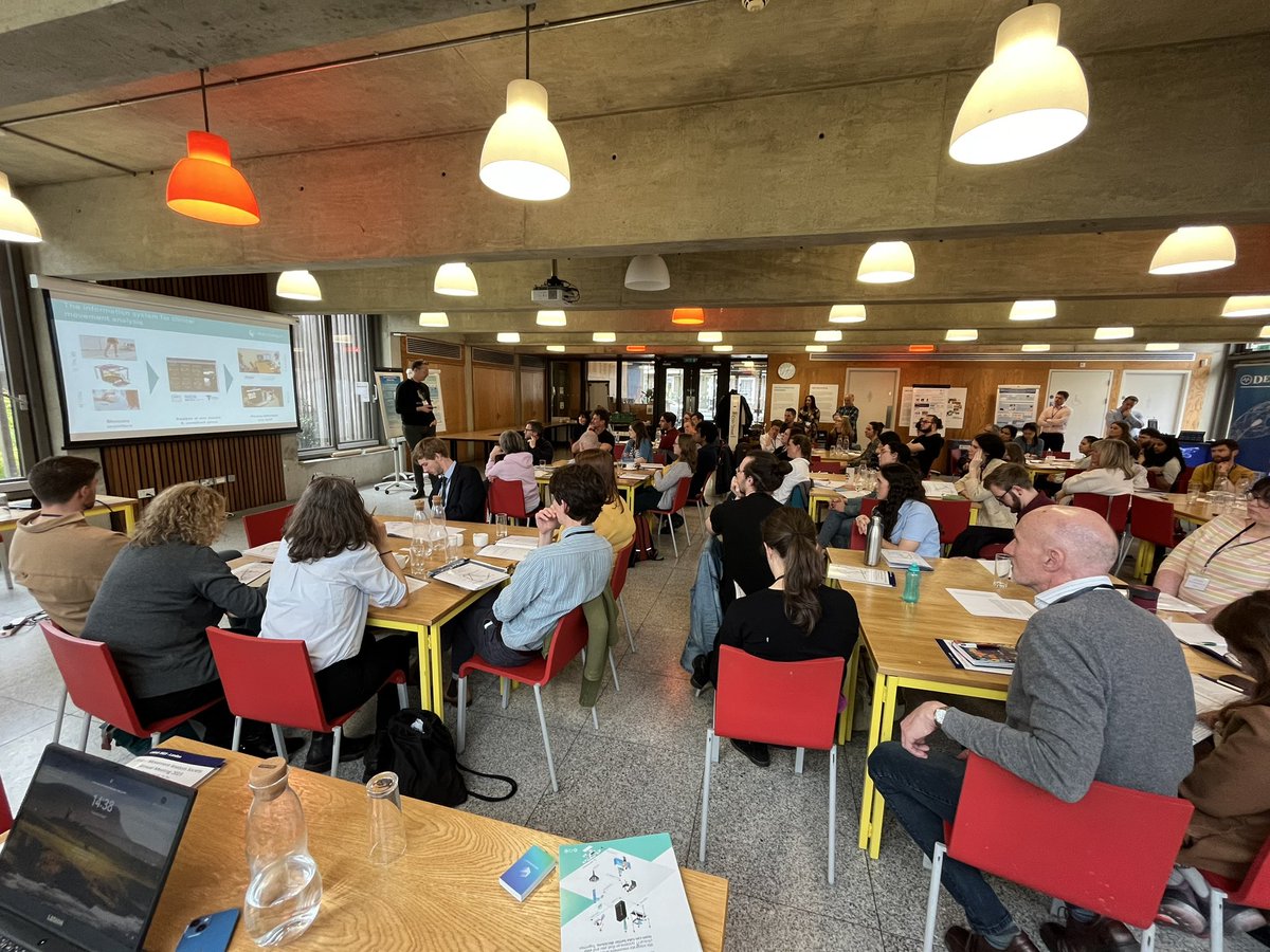 ignaleo's tweet photo. Sponsors’ pitch time for @GijsbersJL and @moveshelf at #CMAS23 @cmas_uki https://t.co/gpyEjFp32m