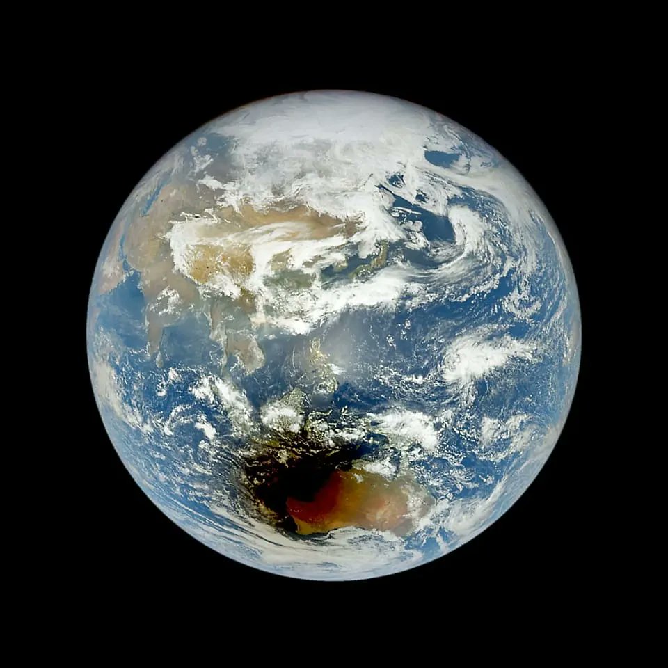 SETIInstitute's tweet photo. #PPOD: On April 20, 2023, a hybrid solar eclipse occurred. The total eclipse portion of the event passed over thewestern edge of Western Australia. NASA's Deep Space Climate Observatory (DSCOVR) captured this image of the Moon's shadow during that time. Credit: NASA EPIC Team https://t.co/moUBuGQRvT