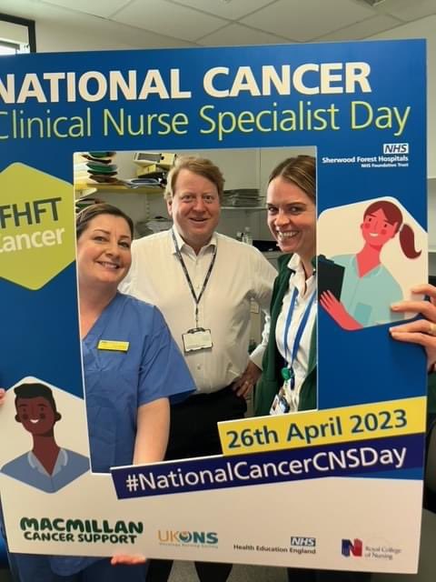 MasseyMoss's tweet photo. @ashmrac our amazing Head and Neck cancer nurses. https://t.co/GRhhr4Vozq