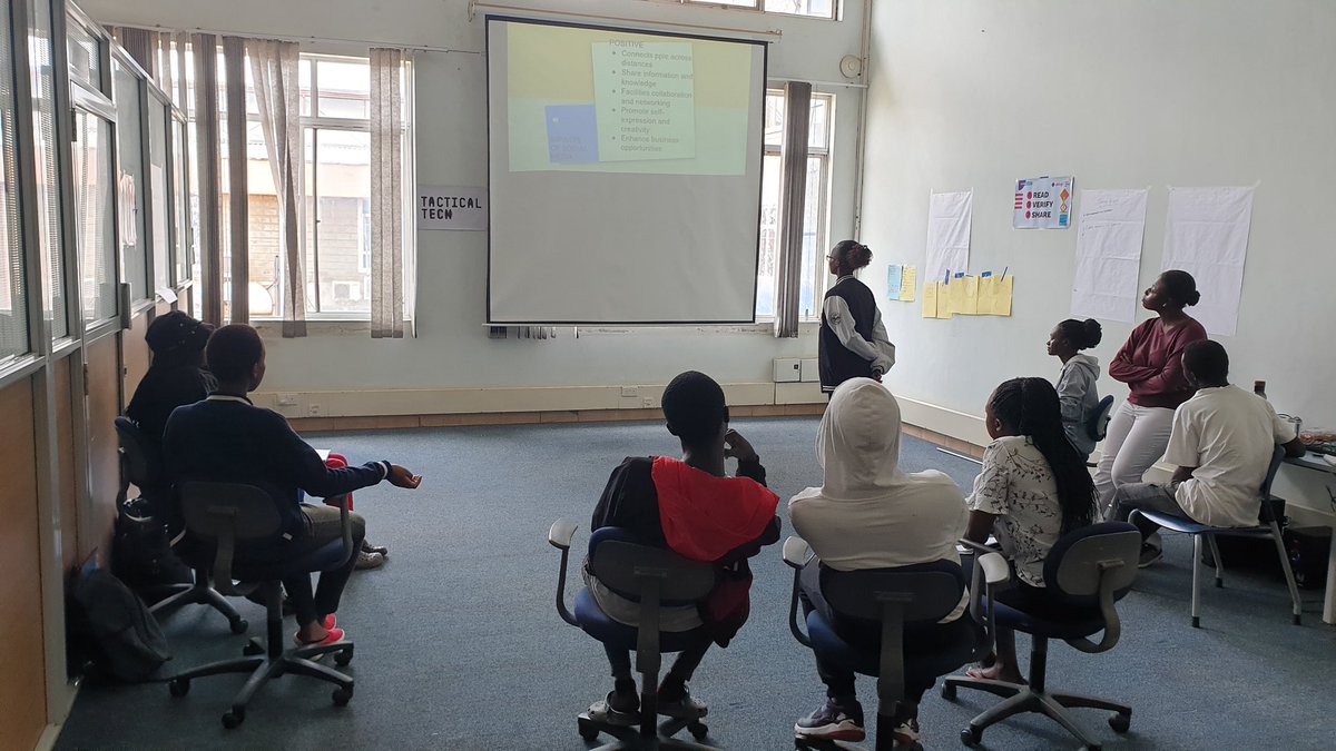 flesymz's tweet photo. Exciting news! Our ToTs led their first Digital Literacy workshop on the Impact of Social Media and Digital Privacy today with 6 enthusiastic attendees. Congratulations to the facilitators and participants for a fun and engaging learning experience! #DataDetoxKitKE @Info_Activism https://t.co/HMHuzHm5Ml