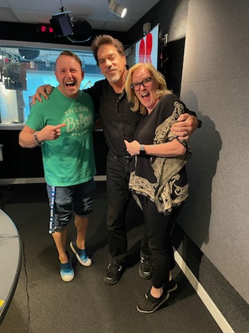 Mornings w/Sue Deyell & Andrew Schultz tweet media