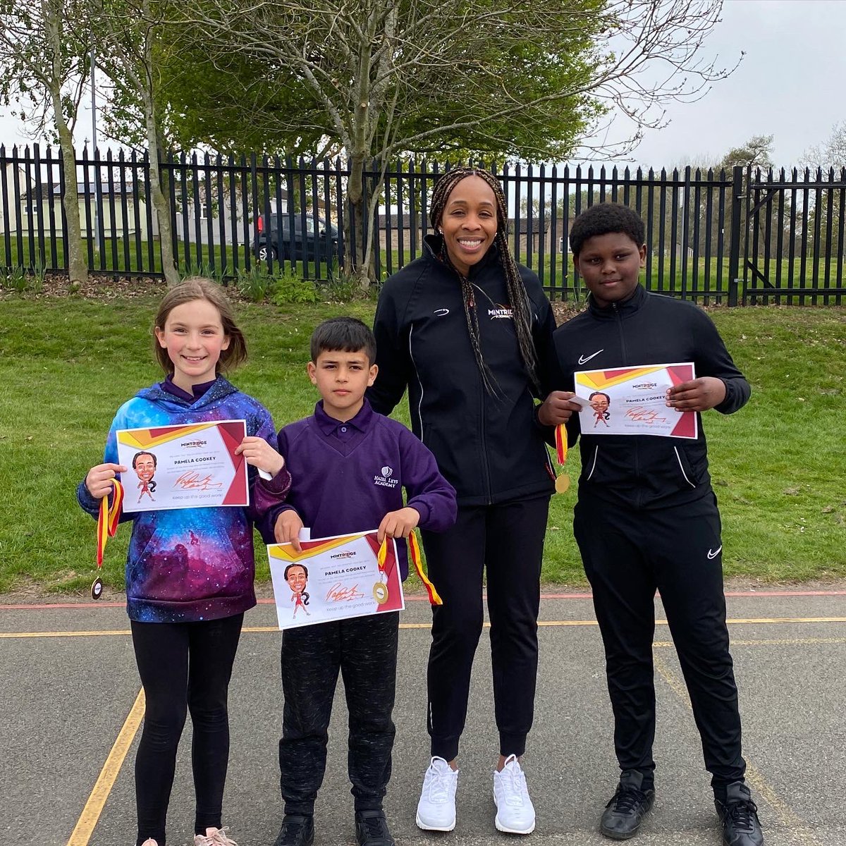 MintridgeFDN's tweet photo. We love our visits to @HazelLeysAcad!

During the assembly and coaching sessions today, the amazing @PamelaCookey inspired the students to never give up and work hard towards their goals. 

Thank you for a great day everyone! 🌟

#RoleModel #Inspire #TeamMintridge #Netball #Fun https://t.co/munW5YVRLW