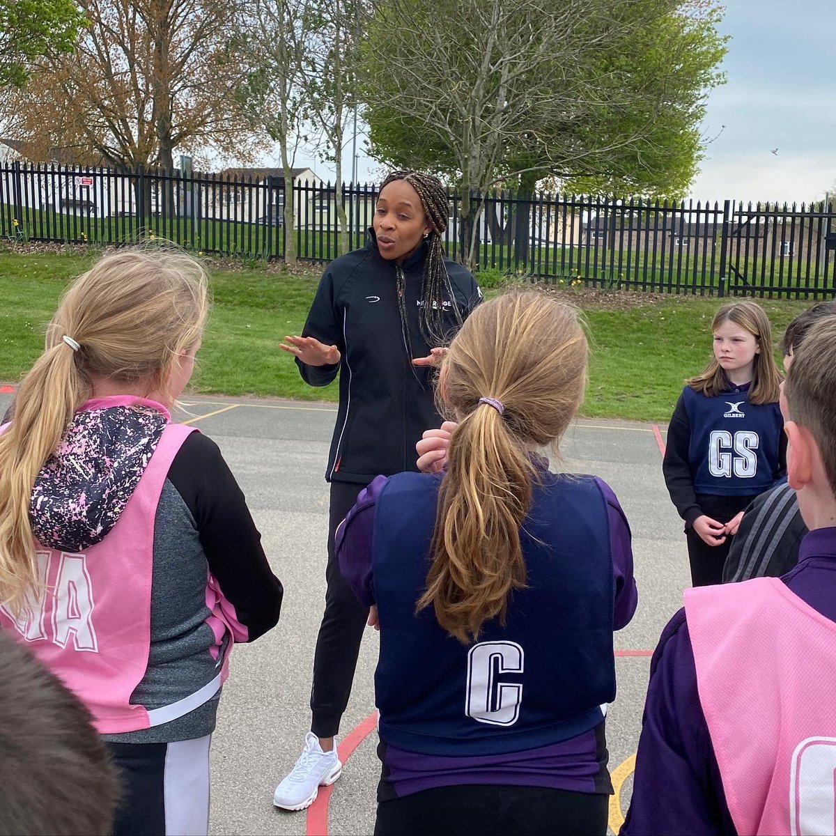 MintridgeFDN's tweet photo. We love our visits to @HazelLeysAcad!

During the assembly and coaching sessions today, the amazing @PamelaCookey inspired the students to never give up and work hard towards their goals. 

Thank you for a great day everyone! 🌟

#RoleModel #Inspire #TeamMintridge #Netball #Fun https://t.co/munW5YVRLW
