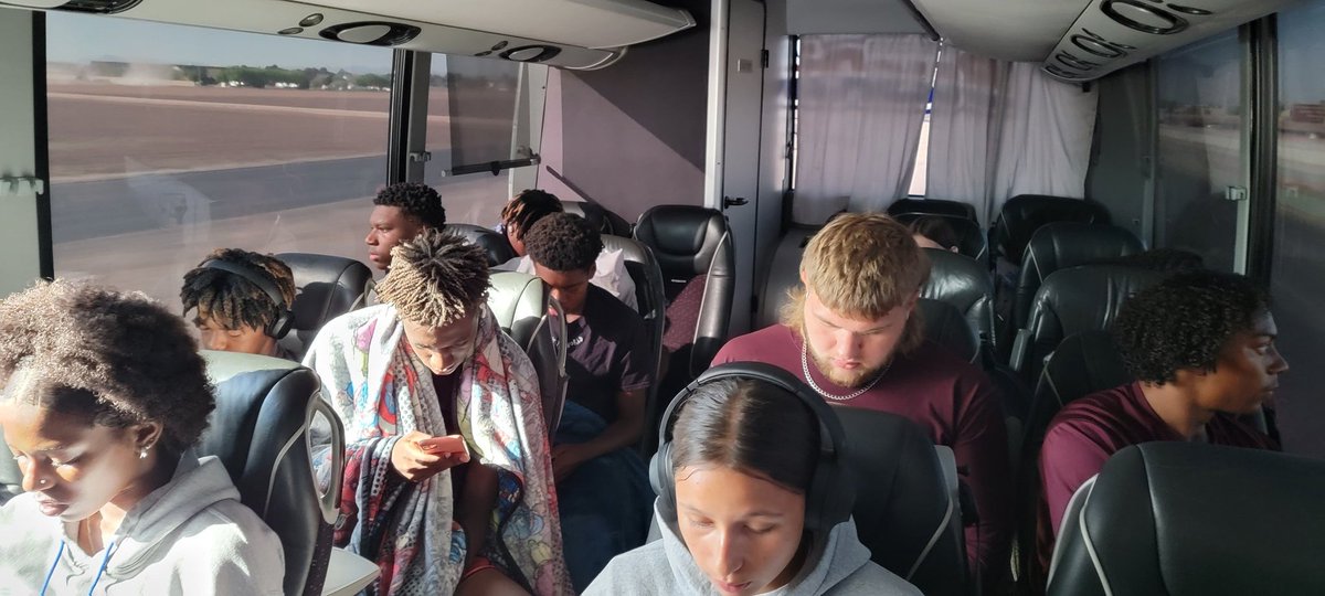Going to the Regional Track Meet in Lubbock.....good luck to all!!!! <a href="/AHSGoldenEagles/">Andress High School</a> <a href="/EPISDathletics/">EPISD ATHLETICS</a> <a href="/CoachTaylor_CT/">Chris Taylor</a>