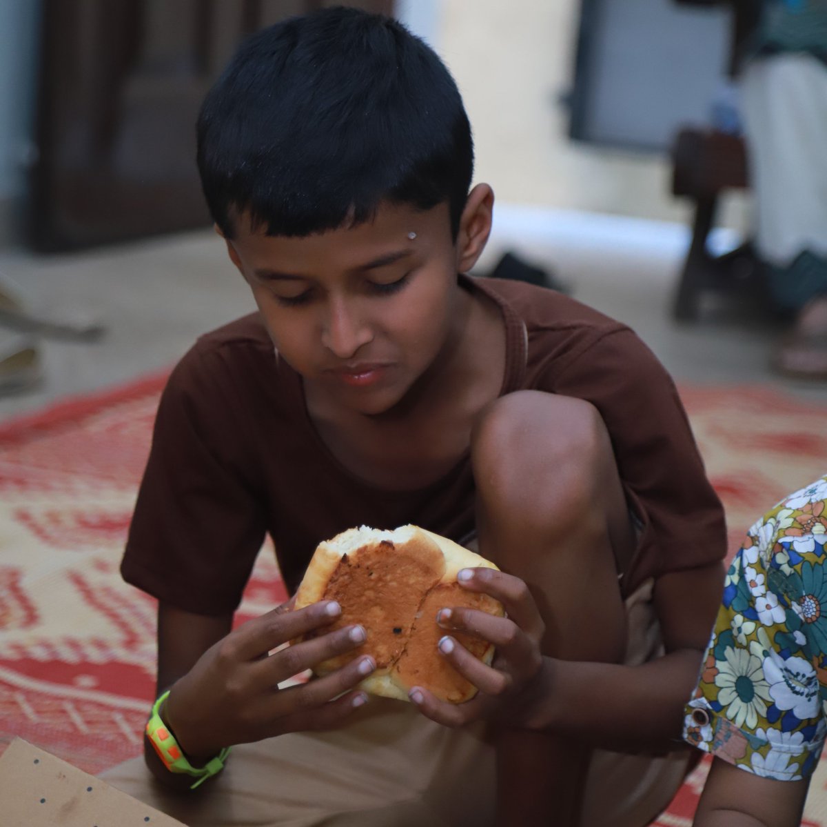 YanfaUn's tweet photo. More bts pictures from the Orphanage visit✨
#YUNF #NGO #NonProfitOrganization #ExistToHelpMankind #helptheneedy #Humanity #helpOthers #savingOneslife #stepForward #everydropcount #donations #donationsneeded #donationswelcome #donationsmakeadifference #donationsappreciated https://t.co/sb3oEvUxPV