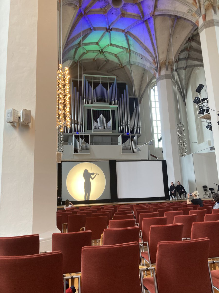 Delighted to be in Frankfurt for ‘Recht und Gerechtigkeit’ - a project premiering my music alongside works by Mozart, Bach and Piazolla by the wonderful Brandenburgische Staatsorchester Frankfurt!