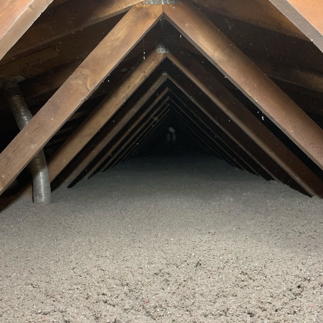 Did you know that proper insulation can reduce your energy consumption and lower your carbon footprint?

The HER+ Program offers Ontario homeowners the opportunity to upgrade their insulation and receive up to $10,000 in rebates.

Learn more here: bit.ly/3GjGrgk