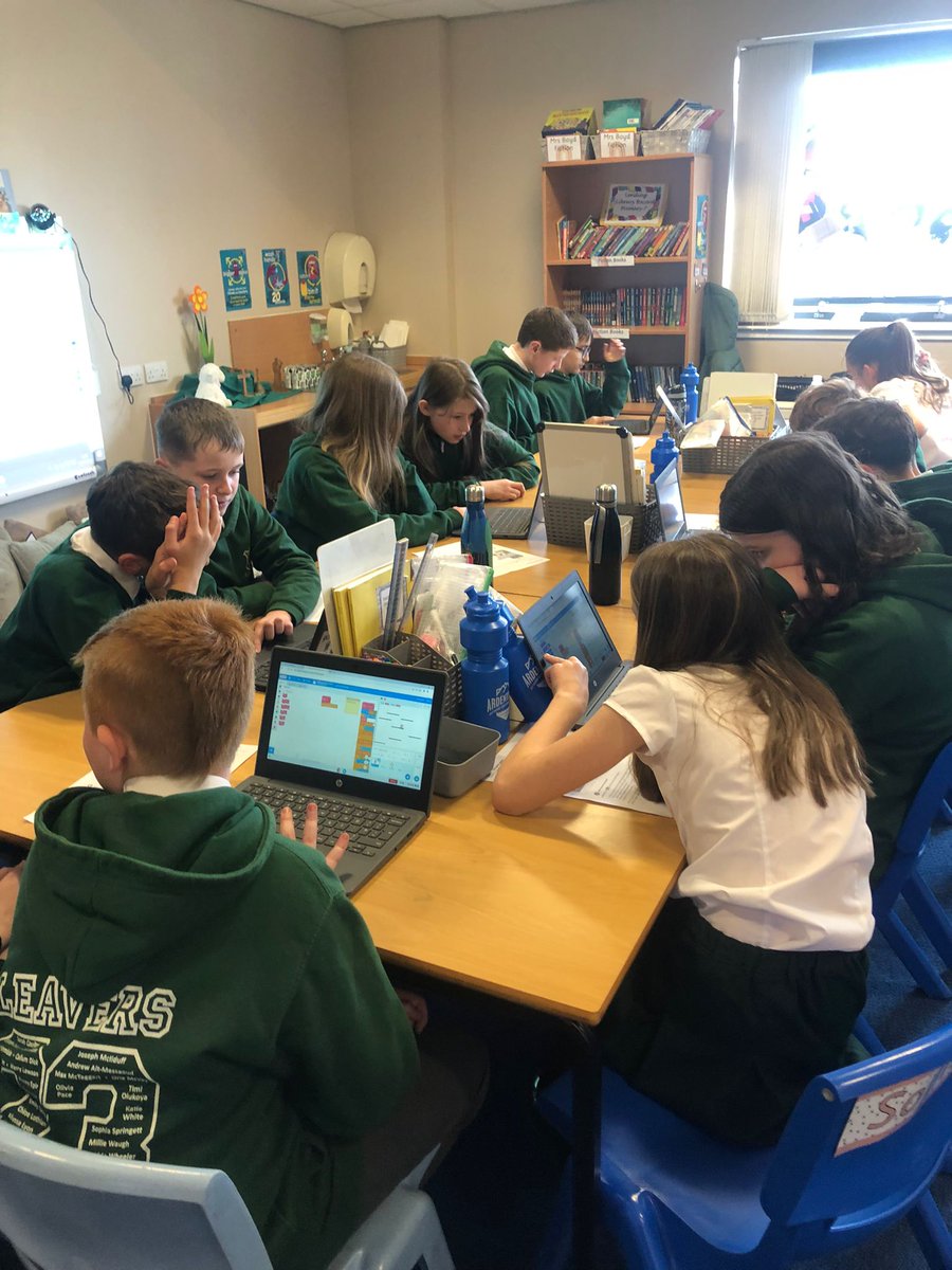 stjohscomp's tweet photo. Lovely to meet P7s @stcuthbertsps today. They've been learning about @scratch, do we brought along @makeymakey kits and made our own controllers.

@StJOHS @OgilvieTo https://t.co/bJEoCzaKt2