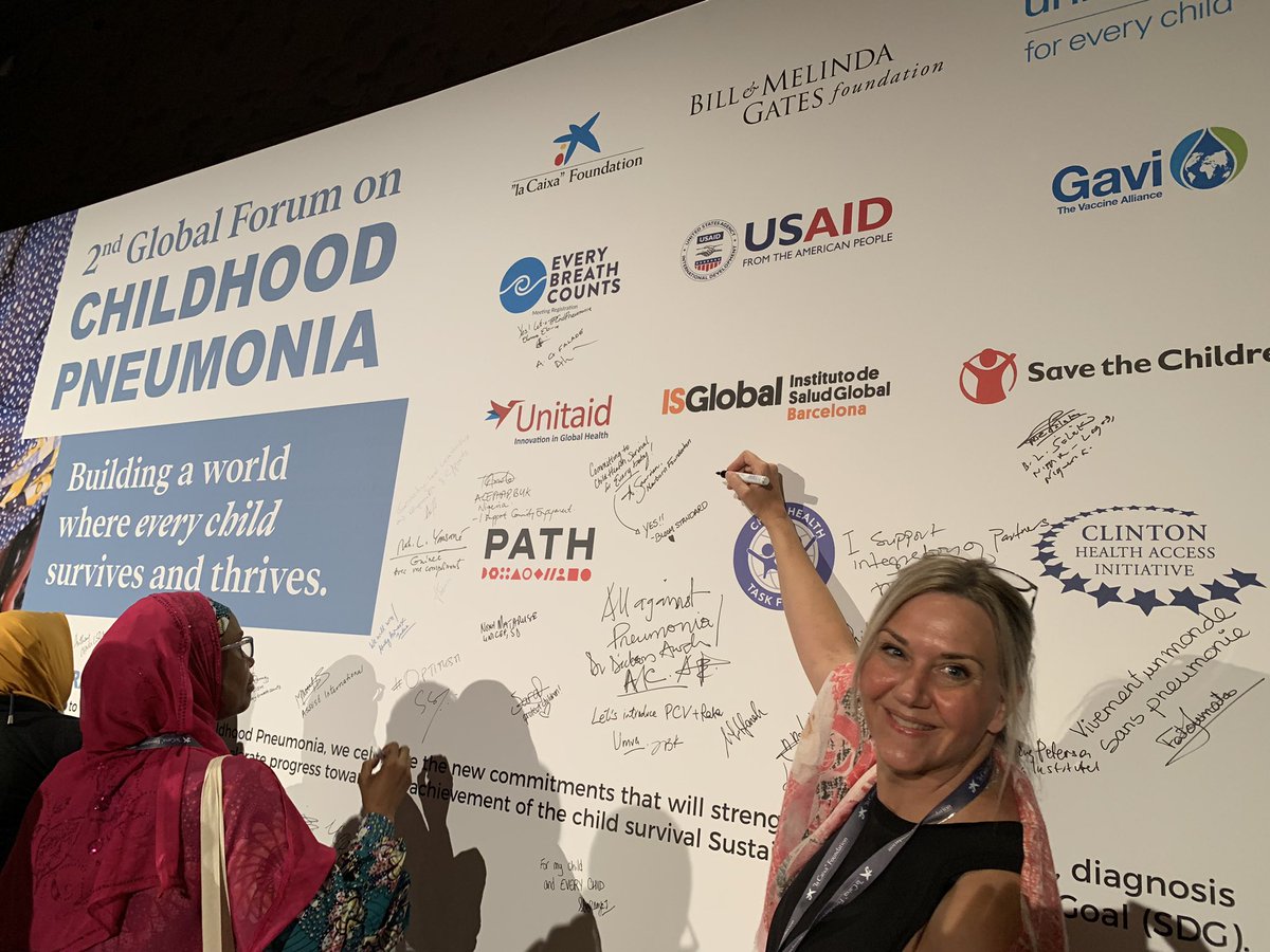 Privileged to be at the 2nd Global Forum on Childhood w many colleagues, formally committing to #StopPneumonia for @BloomStandard @newbornfdn + our global impact partners.  🫁👶💪
#ChildSurvivalAction 
#PrimaryCare #UltrasoundScreening #PulseOximetry #BORNproject  #RAPIDproject