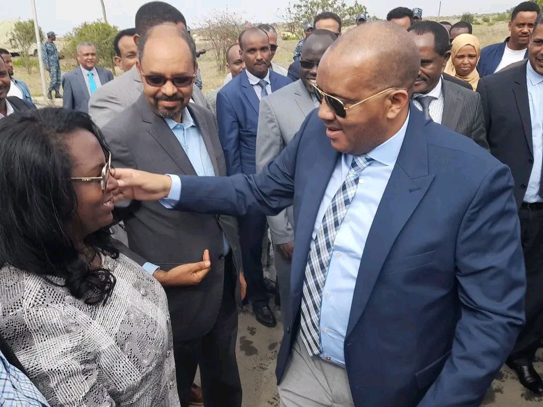 ጌቾ በፍቅር ሰው እየጨረሰ ነው።በተለይም አደነች አቤቤን❤አድርጓል !!
#Tigray #Amhara #Oromia