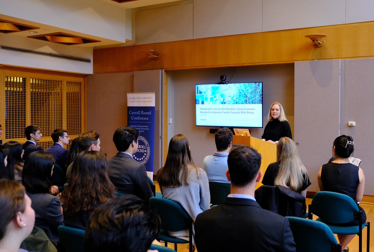 SMMcKernan's tweet image. I was honored to give the keynote speech at the 22nd @CarrollRound at @GeorgetownSFS. Using examples from @UrbanInstitute research, I spoke about the positive impact that economic research can have on people's lives. It was wonderful to meet so many bright future economists!