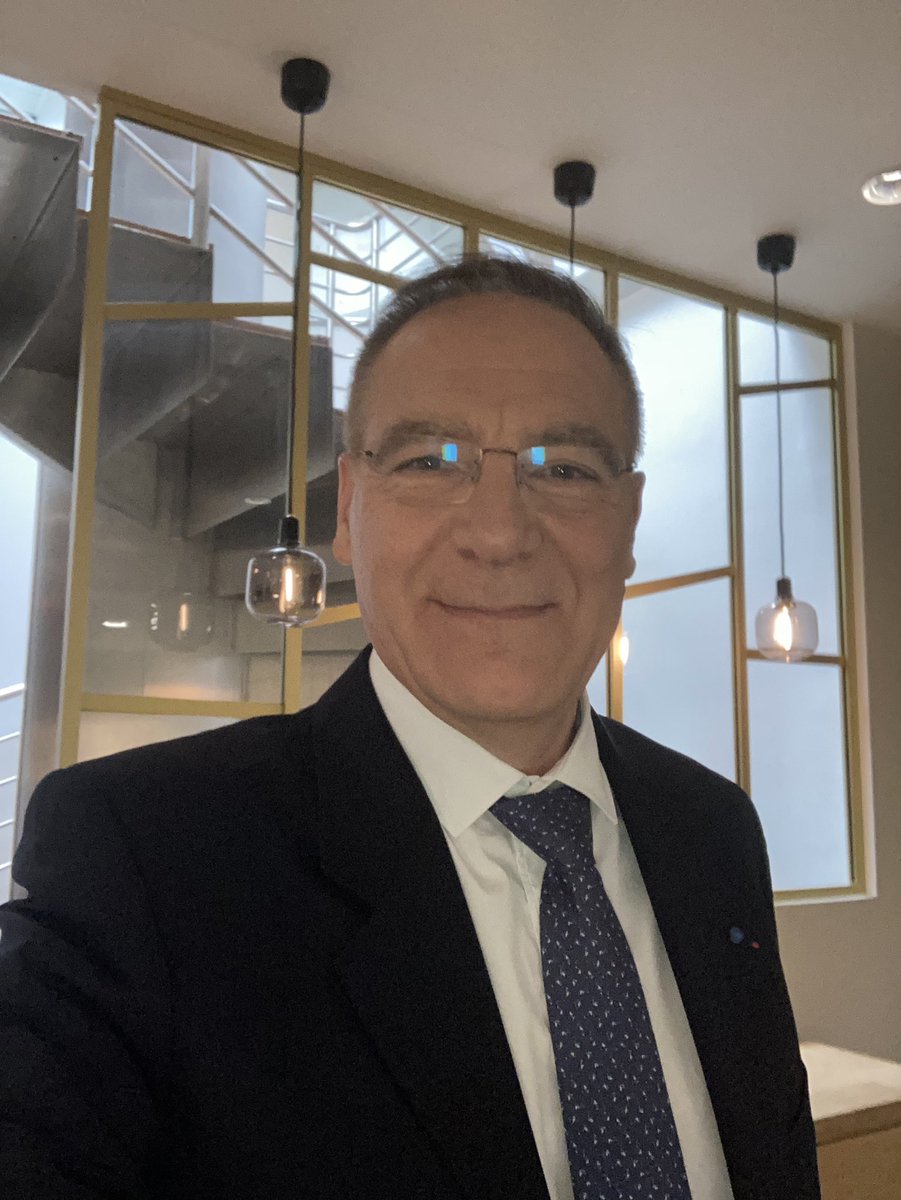 MartinGenier's tweet image. Je vous retrouve sur @LCI à 17h00 avec @BenLeChatelier 😊dans le #clubdesexperts