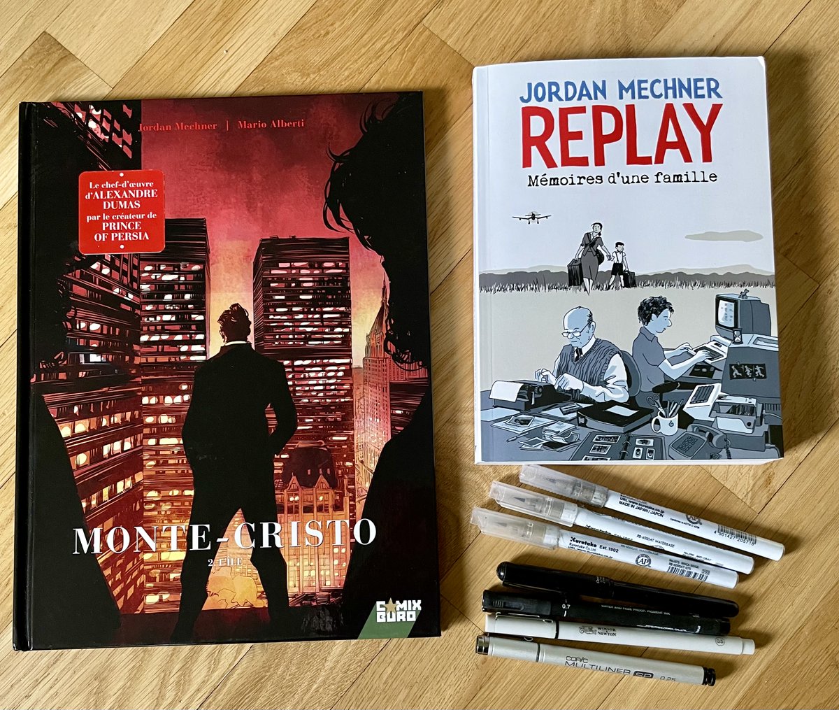 jmechner's tweet photo. Jeudi prochain à Paris (4 mai) en #dédicace au @ExtraLifeCafe ! 📕🖌️J'ai hate de vous rencontrer et de vous présenter ma nouvelle #BD autobiographique REPLAY (et Monte-Cristo, Templiers, La Creation de Prince of Persia) ! @DelcourtBD @GlenatBD @ComixBuro @akileos @ThirdEditions https://t.co/r7nKraebdu