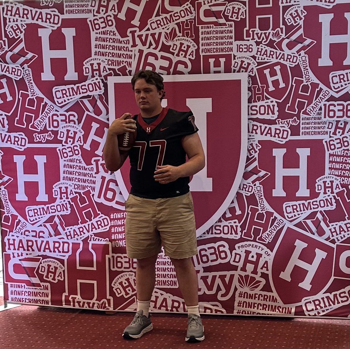 ForrestNelson77's tweet photo. I had a great time at the @HarvardFootball Spring Game over the weekend. Thank you to @Coach_Joel_Lamb, @CoachKKennedy, and @CoachTimMurphy for having me down. I loved to watch some football and can’t wait to get back on campus for a camp this summer!! https://t.co/66R1GGfWsR