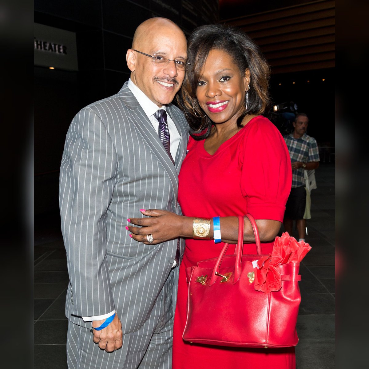 2drawTaught's tweet photo. Friday.  Black Love.  Let's Celebrate Black Love with Sheryl Lee Ralph and husband Vincent Hughes.  ♥️♥️♥️ https://t.co/ZyIAjP7EuU