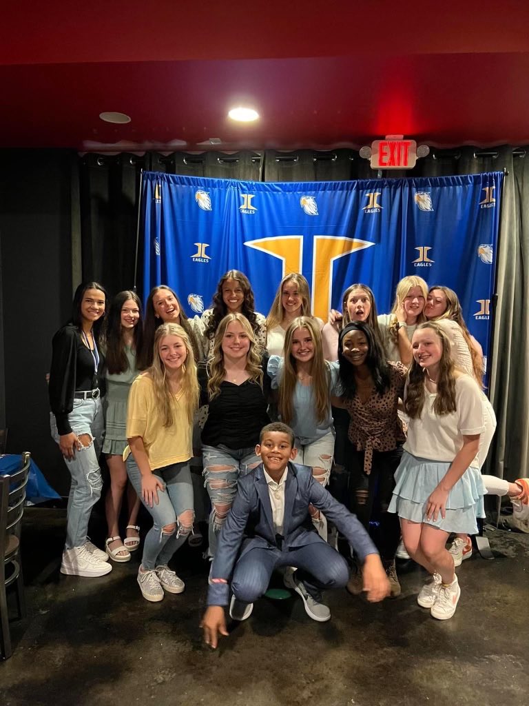 What a great night we had celebrating theses young ladies! Special thanks to our only senior Trinity Brooks! I would like to thank my players,coaches, parents, administration and family for all their support this season! #StillMotivated #WeComing ⁦