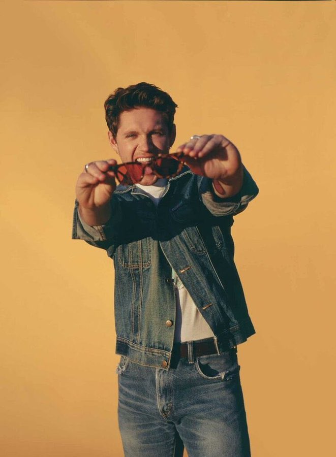 NiallHDailyNews's tweet photo. New photo of Niall Horan! https://t.co/EZTyRA8cz5