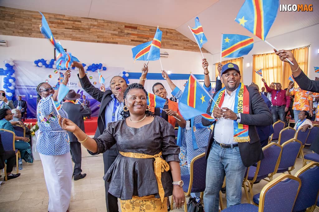 Cet événement a commencé par la cérémonie appelée " L'appellation des drapeaux par Chorégraphie".
C'est l'ambiance qui règnait dans la salle de la conference à ce moment.
#Burundi 
#ingomag 
#Beautifulburundi 
#VisitBurundi 
#ComeandseeBurundi