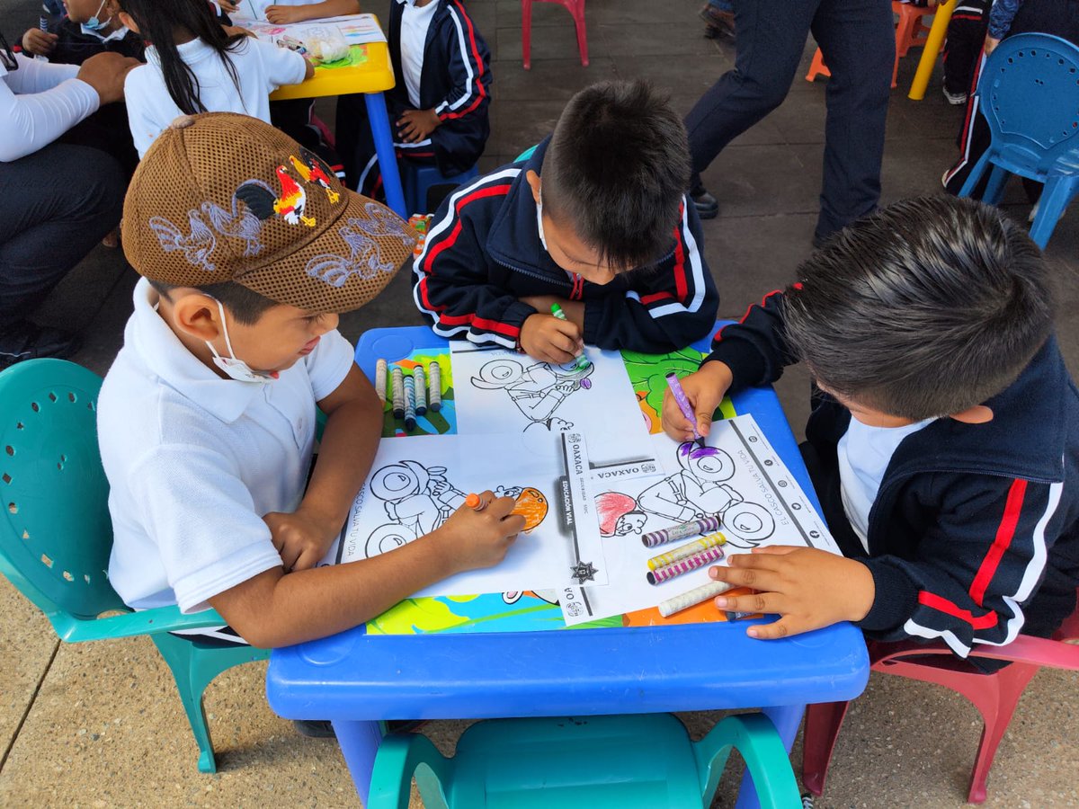 #BuenosDias #EducaciónVial es construir una mejor sociedad donde prevalezca la armonía, empatia y respeto a las normas de tránsito, y sobre todo la responsabilidad para así construir una mejor #movilidad con #seguridadvial.