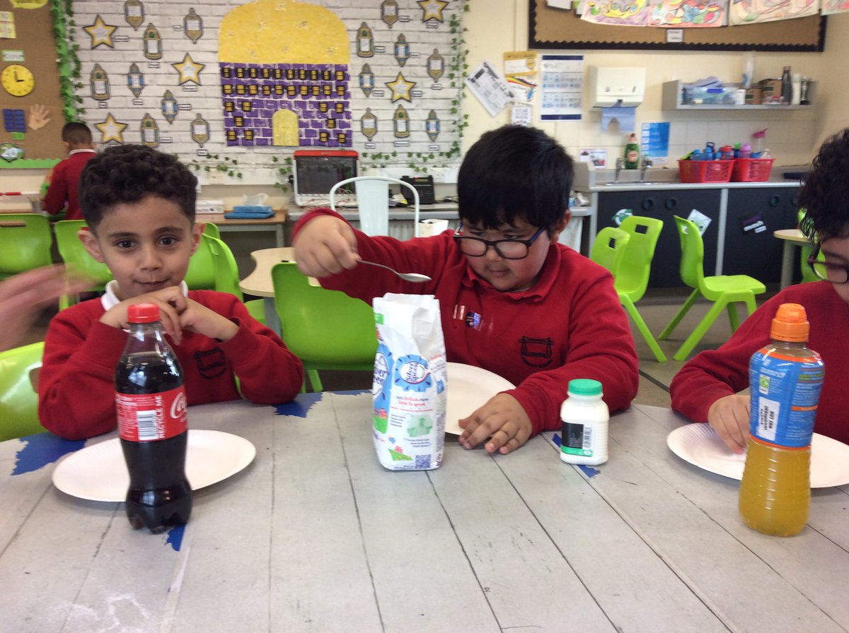 PillYear2's tweet photo. We have been doing some amazing learning about the London Marathon this week! 🏅 🏃‍♂️ 🏁 https://t.co/uA6ahK6cSv