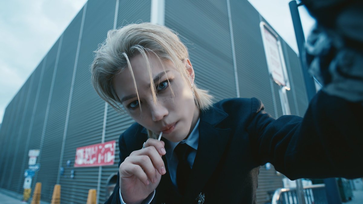 jypnation's tweet photo. Stray Kids(스트레이 키즈) "★★★★★ (5-STAR)" Trailer

🌟 https://t.co/7bGyP44Lh0

2023.06.02 FRI 1PM (KST) | 0AM (ET) RELEASE 

💫 "★★★★★ (5-STAR)" Pre-save &amp; Pre-order
https://t.co/w8kAsPCqPe

#StrayKids #스트레이키즈
#5_STAR 
#StrayKidsComeback
#YouMakeStrayKidsStay https://t.co/yDlLeaoeji