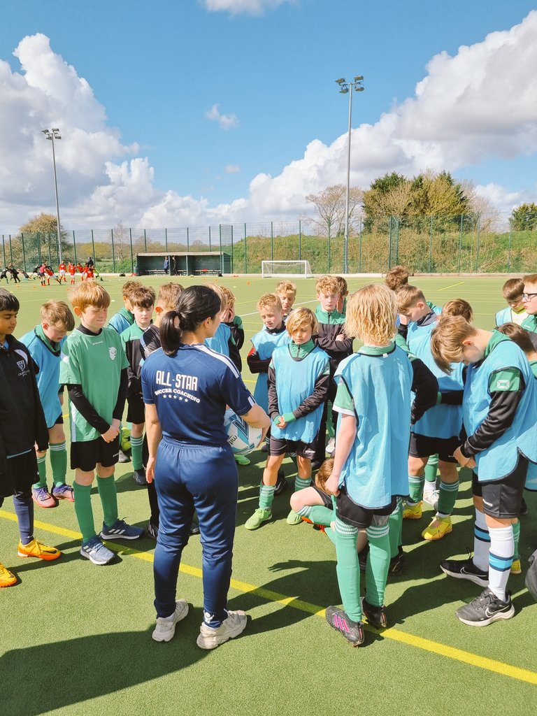 sabrinadale22's tweet photo. Players practicing Visualisation before performance...
How often do you Visualise before performance?
#sportpsychology #focus #Visualisation #pastexperiences #mindset https://t.co/qWaXN3Rxlp