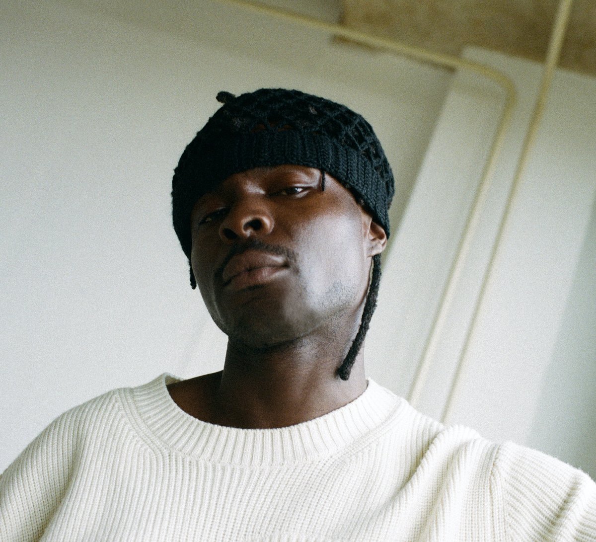 ClashMagazine's tweet photo. Learn To Love: Azekel is inviting others to contribute to his tapestry of thoughts...

"In my culture, a lot of our history is kept through stories..."

https://t.co/Fo5bQ6EWFG https://t.co/N9io0abmlg