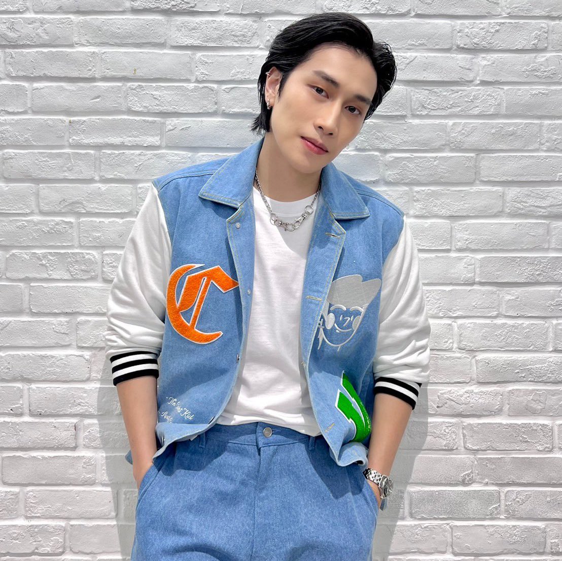 InVegashasPete's tweet photo. I respect all efforts and dedication of Bible. He always brings the most positive energy and he is the brightest light to the fans. Bible deserves so much more now! And I hope those who say they love him can protect him.🙂
#RespectForBible #BibleWichapas @biblesumett https://t.co/IBz0si6bya