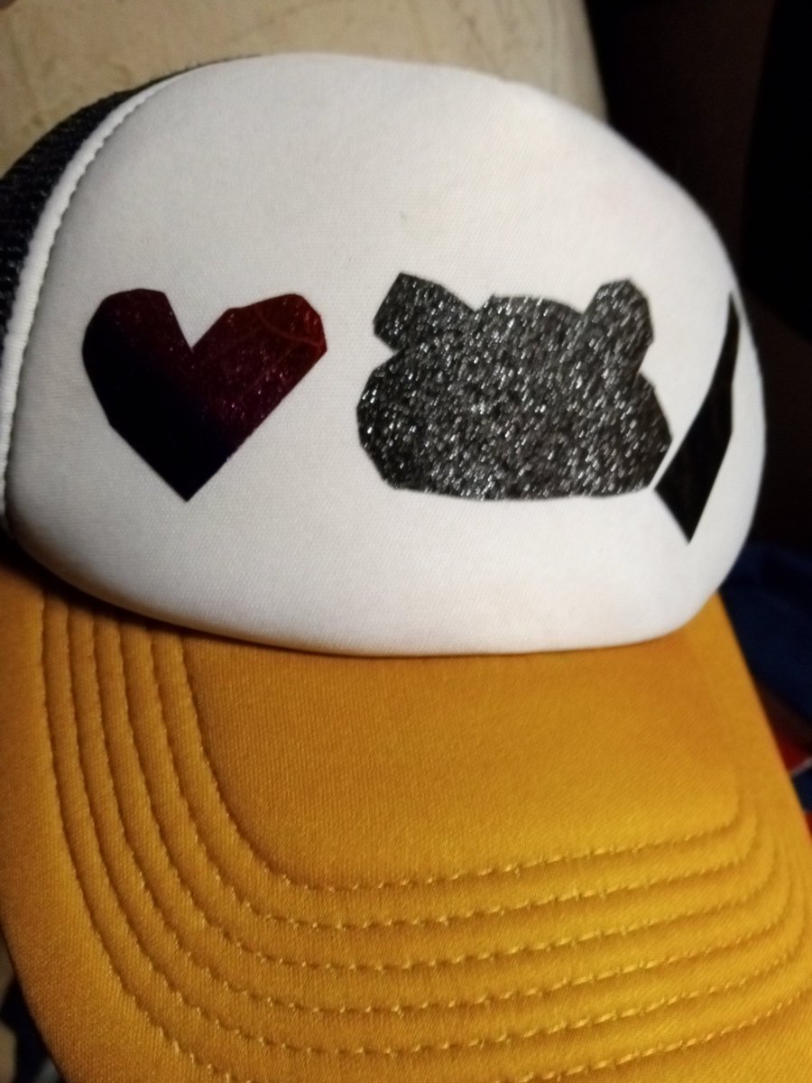 therealKeytarb1's tweet image. More merch