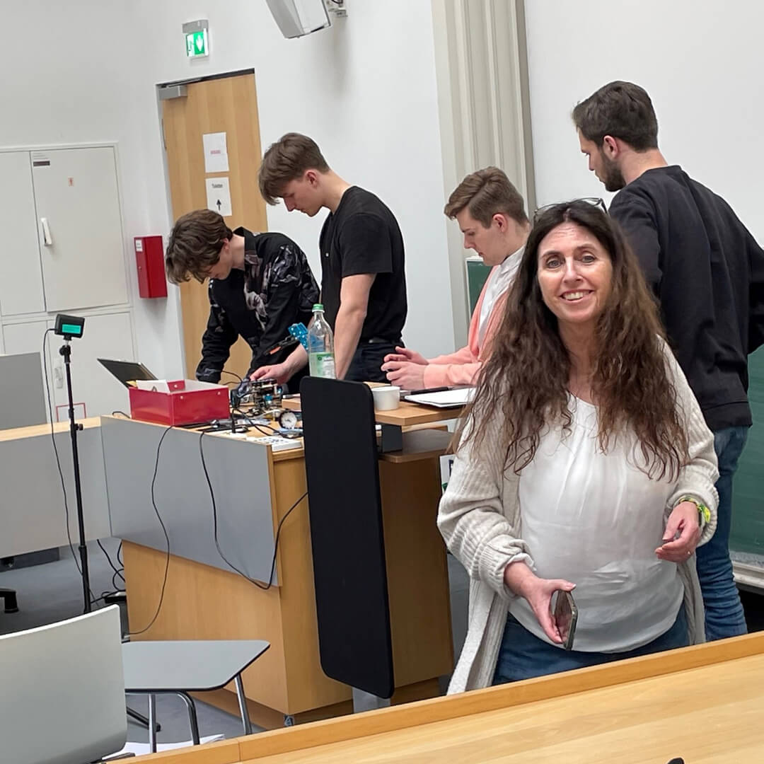 HDBW_Hochschule's tweet photo. Impressions from today's nationwide #GirlsDay at #HDBW: In #AutonomousDriving schoolgirls controled model test vehicles. Or playfully managed supply chains in #Logistics. Both interactive and exciting events in which everyone was very committed 🤗. 
#StudyOrientation https://t.co/40y0a0E82N