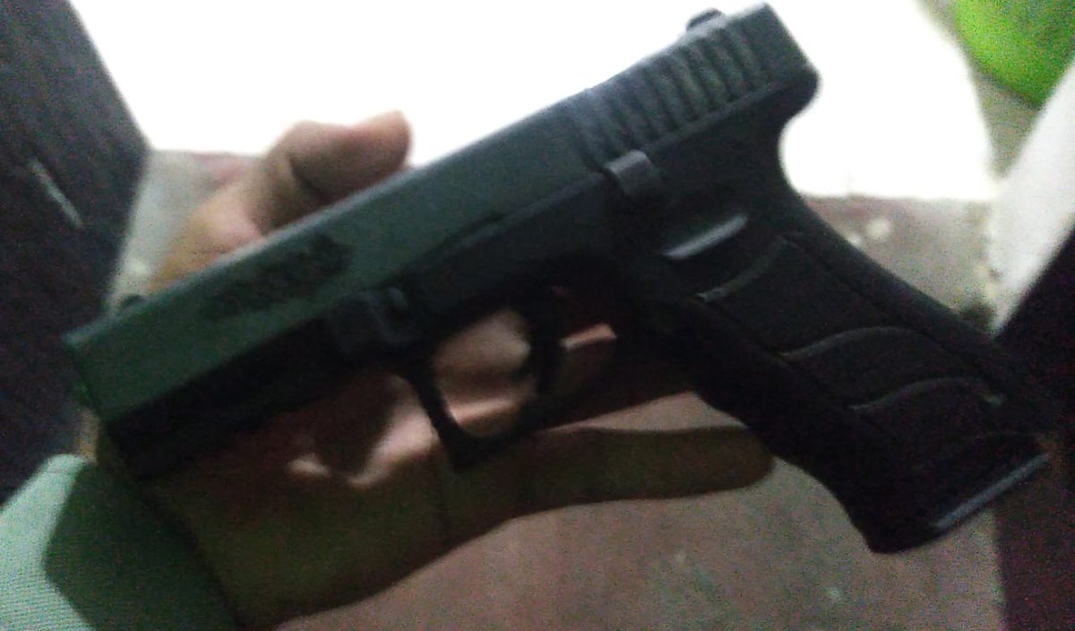 ProteccionPonal's tweet photo. #Capturado 🚨

📍#Montería | mediante actividades de vigilancia y control, se logro realizar la captura de una persona por el delito de porte ilegal de arma traumática.

#ImplacablesContraElDelito 
#DiosYPatria https://t.co/DCDO7BDhI2