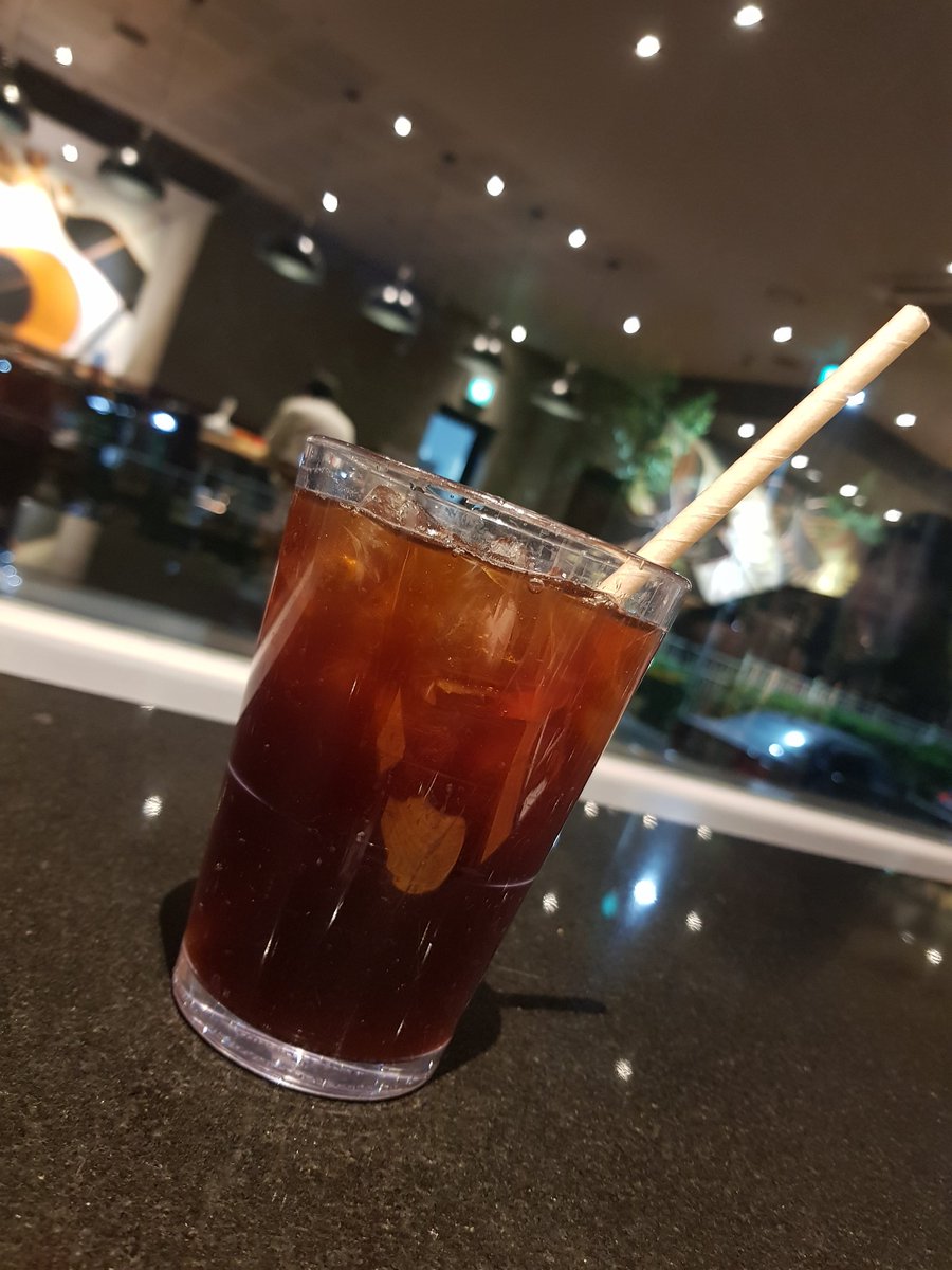 somi_bbw's tweet photo. 스타벅스 . . . ☕

#bbw #비떱 #일상 #일상트 #섹트 #커피 #아메리카노 #스타벅스 #스벅 #인천 #032 #혼커 #심심 #뚱 https://t.co/9ds2HzoDJE