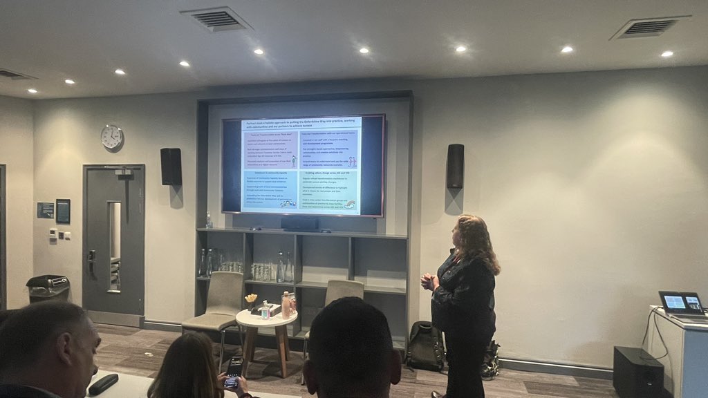 MartinACCWlincs's tweet photo. #SpringSeminar23 Learning about the #OxfordshireWay to community prevention. Clear measurable impact on people’s experience. That leads to improved morale among staff & reduced cost. Inspiring! 👏👏👏 https://t.co/QUYIFYkEzG