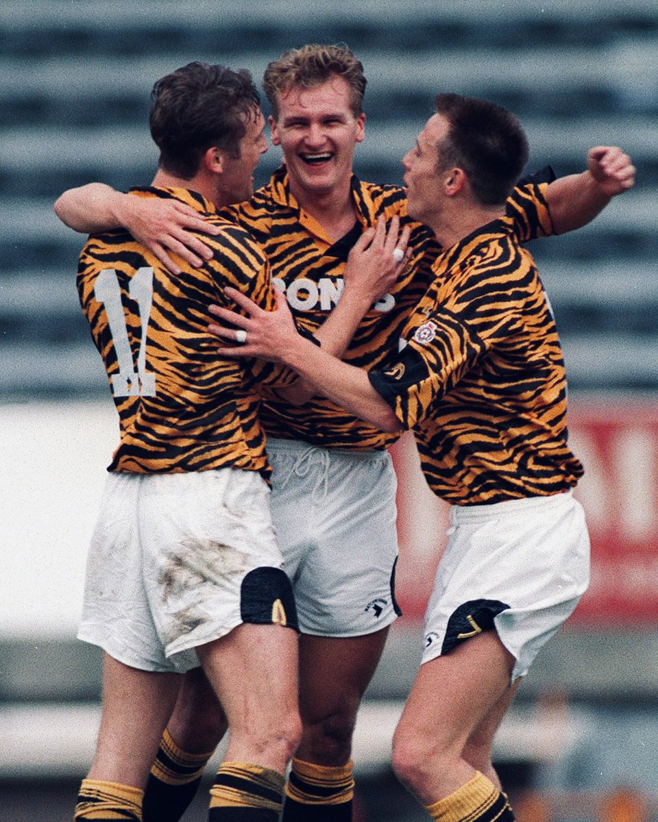 MatchwinnerUK's tweet photo. Name us a better animal print football shirt, we’ll wait… 👀🐯

#Matchwinner | #HullCity https://t.co/nATTrEXUA5