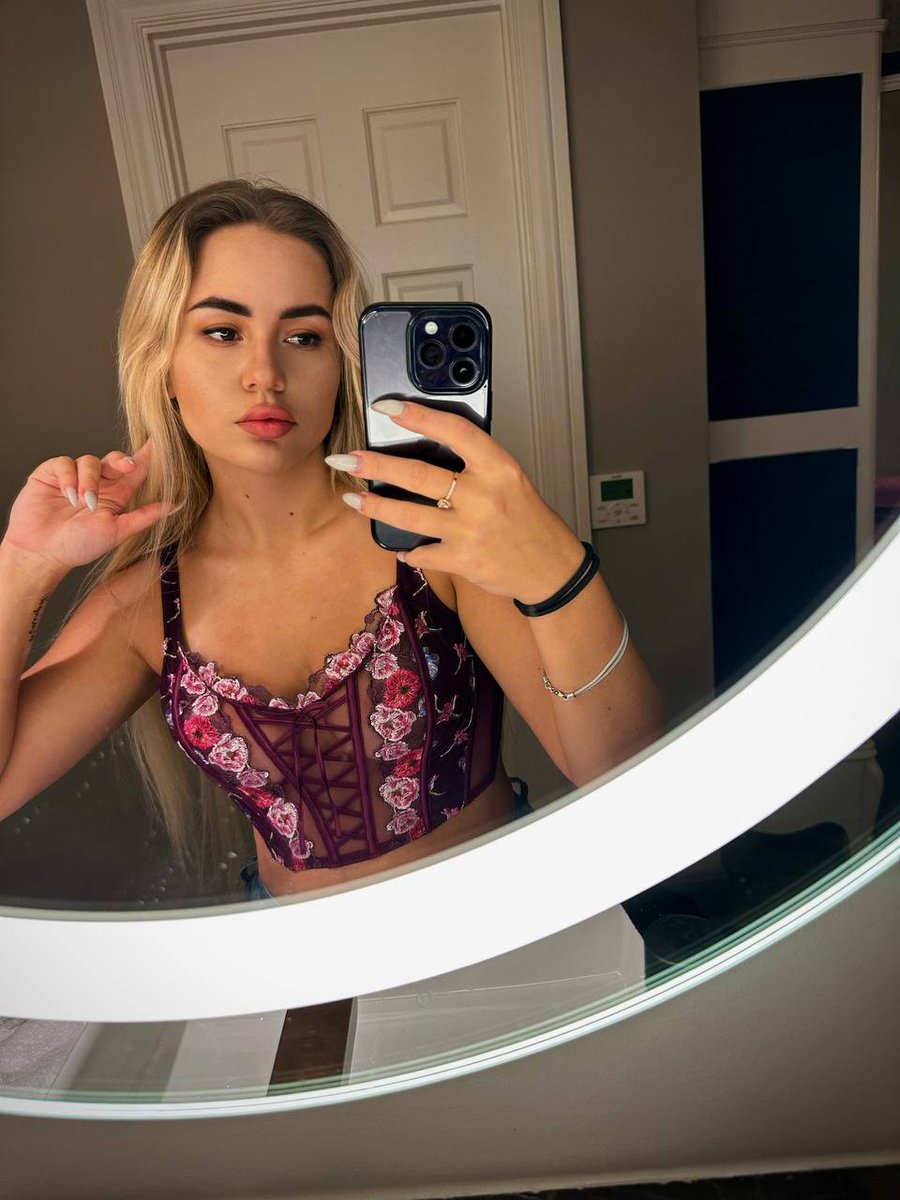 lena5h's tweet photo. What are your plans for today?
I'm planning a long walk downtown.
#chicago #dateminneapolis #datenyc #datenashville #datememphis #datemontana #datedenver #datehouston #dateaustin #datephoenix #dateboston #datechicago #datescottsdale #dateboca #datetysons https://t.co/k77I0hXBGM