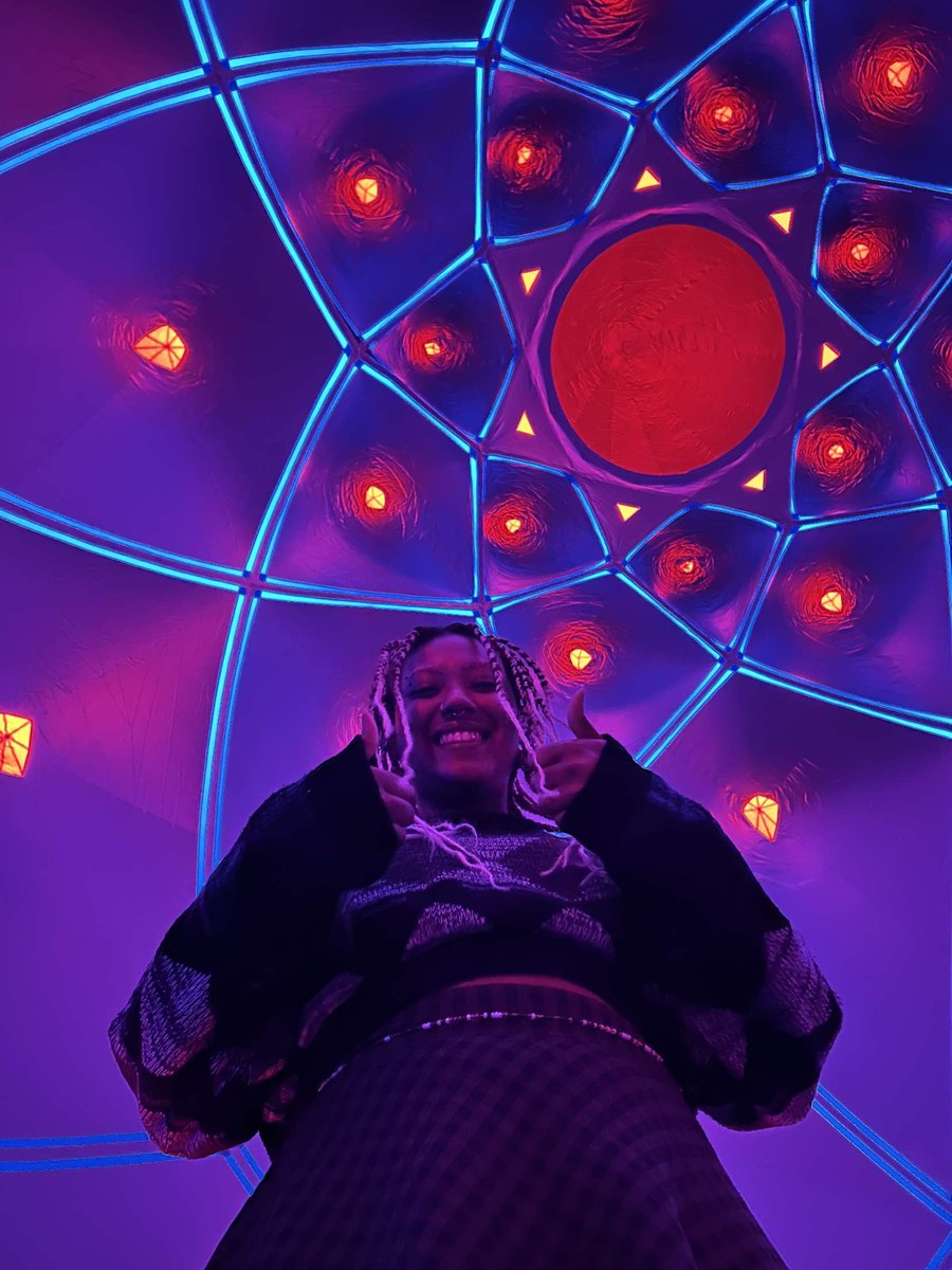 miyaowh2's tweet photo. slayyy #NTUwellbeing #architectsofair https://t.co/1qhjAMtOWi