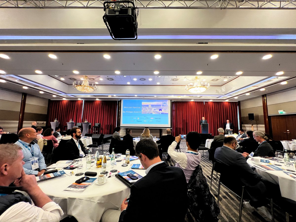 OLEDWorks's tweet photo. Check out some shots from our team at the #DVNworkshop in KΓΆln, Germany this week. ποΈ #DVN
We had a great time discussing how new technologies (such as #OLED) will contribute to increased safety, comfort, and well-being in our modern world. https://t.co/PrKEdSEU6s