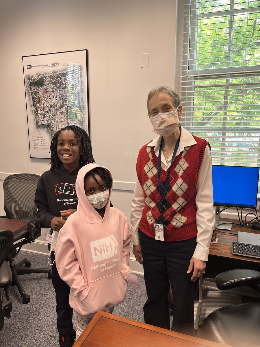 DrSadhanaJ's tweet image. Having fun with my kids today @NIH @IRPatNIH 📚 #TakeYourChildToWorkDay  #TYCTWD #NCIFuture #MyNIHDay @NCIResearchCtr @NIH_OITE @NINDSnews #WomenInMedicine #WomenInSTEM @NCI_CCR_PedOnc
