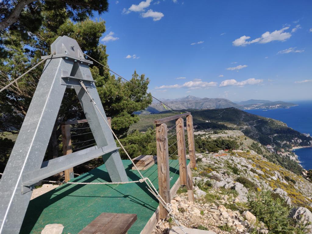 mejerwall's tweet image. Work hard, play hard. Post #reboot   Zipling above beautiful Dubrovnik 😎

#rebootdevelop