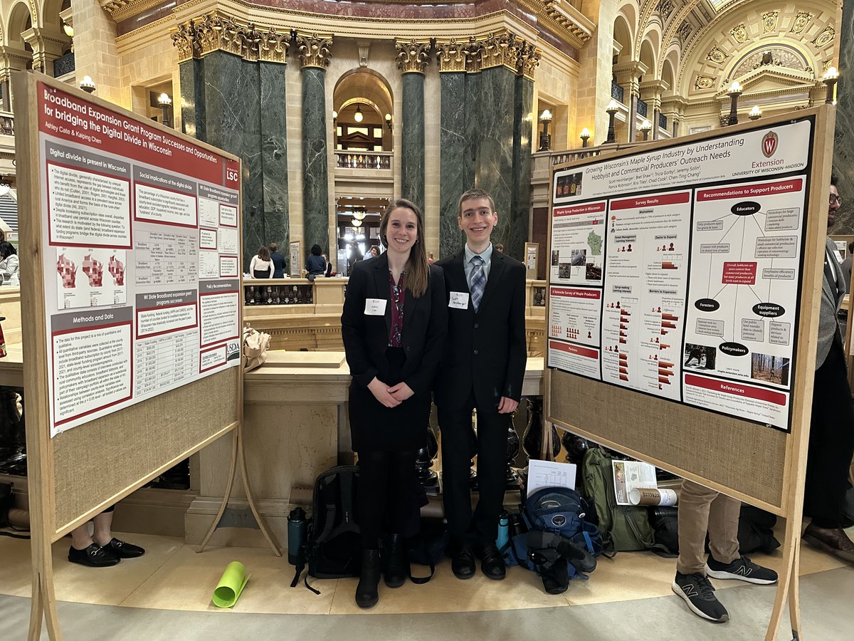 UW-Madison LSC (@uw_lsc) on Twitter photo Yesterday, LSC researchers <a href="/ashleyrcate/">Ashley Cate</a> & <a href="/scotthersh314/">Scott Hershberger</a> presented their research for the Graduate Research Showcase at the State Capitol. The event showcased cutting-edge work to a non-scientific audience and emphasized its importance to WI's legislators, staff, and the public. Yesterday, LSC researchers <a href="/ashleyrcate/">Ashley Cate</a> & <a href="/scotthersh314/">Scott Hershberger</a> presented their research for the Graduate Research Showcase at the State Capitol. The event showcased cutting-edge work to a non-scientific audience and emphasized its importance to WI's legislators, staff, and the public.