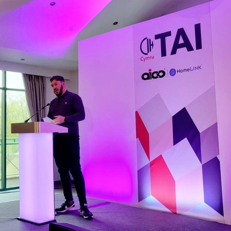 GazL23's tweet photo. I enjoyed speaking at TAI @CIHCymru's housing conference as we launched our @CIHFuturesCymru Sector Snapshot report.

Lots of positive chat &amp; challenging q's on the outcomes from the report – focusing on how we can better support colleagues in tenant-facing roles.

#CIHTAI23 https://t.co/qx8wESN9T9